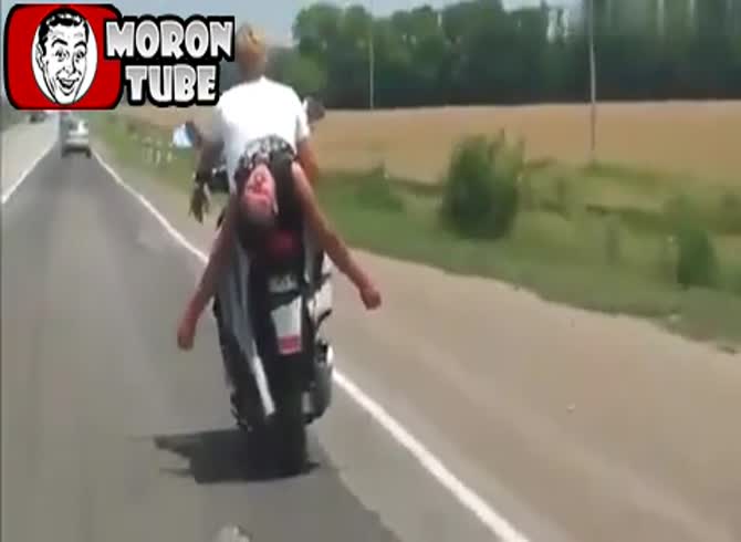 Video :Who can explain this video?